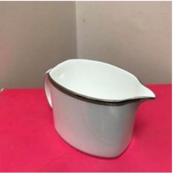 Kate Spade Sonora Knot creamer milk holder gravy boat nwt - Picture 5 of 8